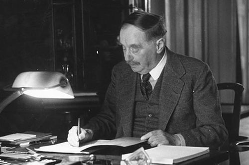 Giật mình những lời tiên tri cực chuẩn xác của H.G. Wells