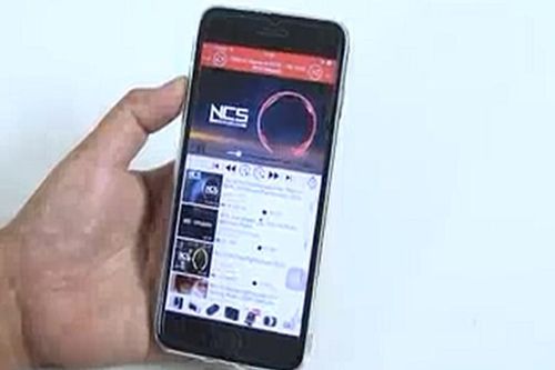 Mẹo nghe nhạc trên Youtube khi tắt màn hình điện thoại