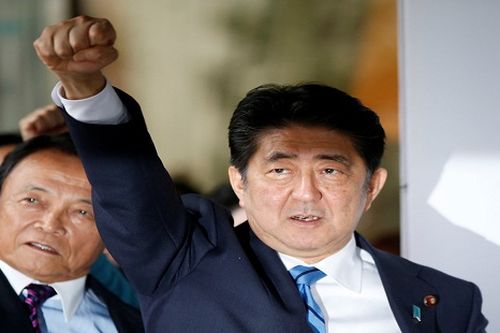 Ông Shinzo Abe tiếp tục được bầu là Thủ tướng Nhật Bản