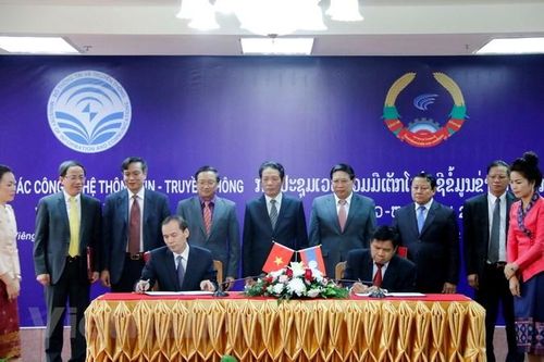 Thúc đẩy hợp tác đầu tư Công nghệ Thông tin và Truyền thông tại Lào