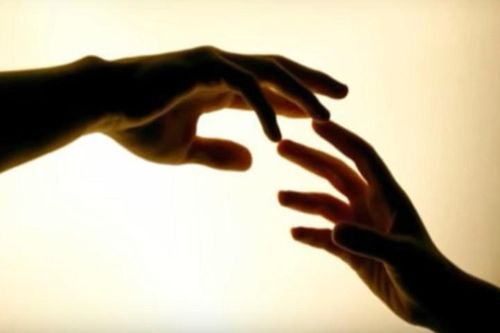 Người đàn ông có thể làm cho bạn 5 điều này thì đừng buông tay