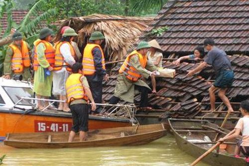 Những điều cần làm ngay để giữ tính mạng khi xảy ra lũ lụt