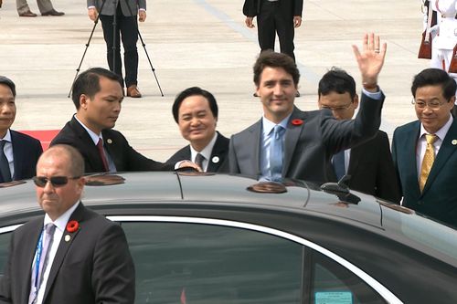 Lễ đón Thủ tướng Canada Trudeau tại sân bay Đà Nẵng