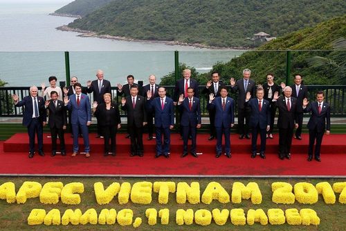 Hậu trường APEC: 6 ngày, 5 đêm trắng cam go họp thông qua văn kiện