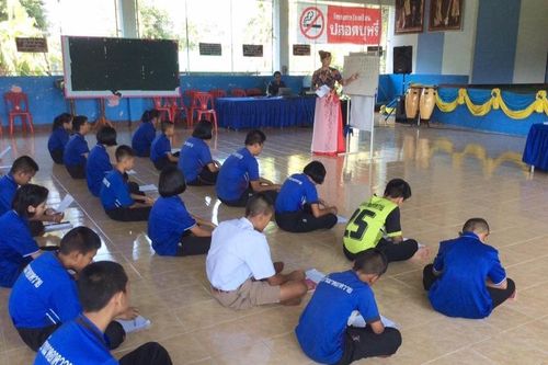 Những giáo viên đặc biệt trên đất Thái
