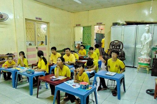 Có những thầy cô giáo, 30 năm học trò cãi lời, đánh lại nhưng họ không trách mà càng thấy thương hơn