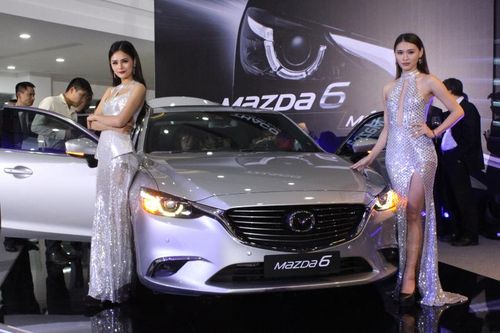 Công bố giá năm 2018, nhiều mẫu xe Kia, Mazda giữ giá