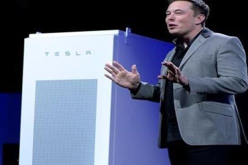 Tỷ phú Elon Musk thắng cược dự án pin tích trữ điện lớn nhất thế giới