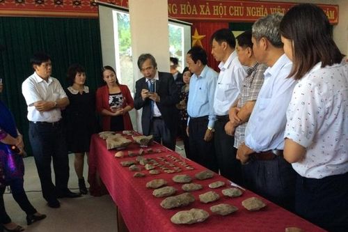 Phát hiện công xưởng chế tác rìu đá hơn năm nghìn năm