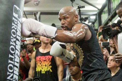 'Độc cô cầu bại' Mayweather không giải nghệ, chuẩn bị tái xuất?
