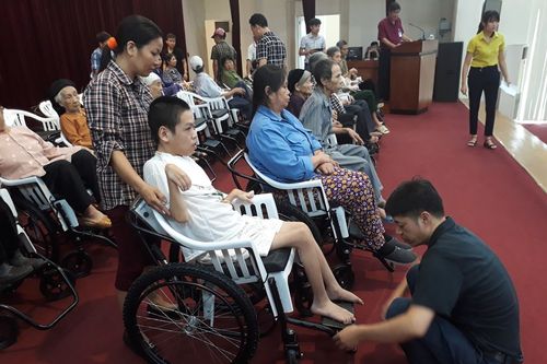 Chế độ hỗ trợ chăm sóc người khuyết tật