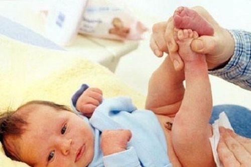 Hậu quả nghiêm trọng ở trẻ nhỏ vì viêm đường tiết niệu