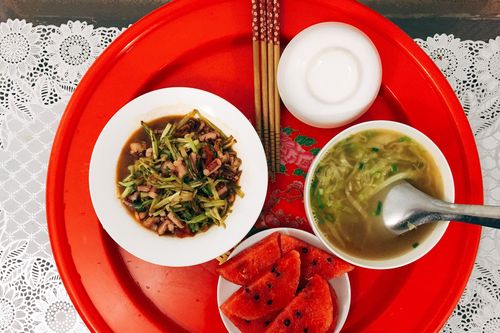 Cô vợ 9X chia sẻ thực đơn tối ngon miệng, chỉ hết 360 ngàn cả tuần cho 2 vợ chồng
