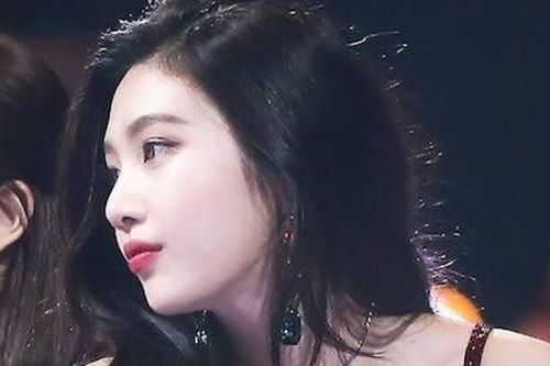 Khoảnh khắc gây chú ý của Joy (Red Velvet)