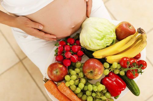 Hành động nào của mẹ sẽ khiến thai nhi bị suy dinh dưỡng?