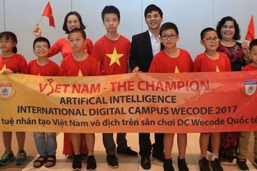 Việt Nam lần đầu tiên vô địch cả 3 cấp độ tại cuộc thi lập trình quốc tế