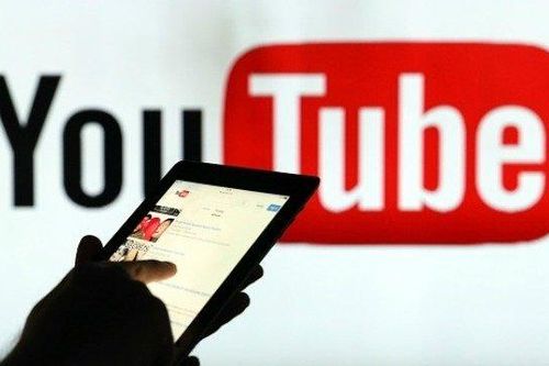 Doanh nghiệp ngừng hợp tác, Youtube mất hàng trăm triệu USD: Cuộc chiến thông tin bắt đầu