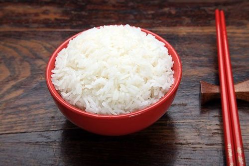 Những sai lầm khi ăn cơm nhiều người mắc phải