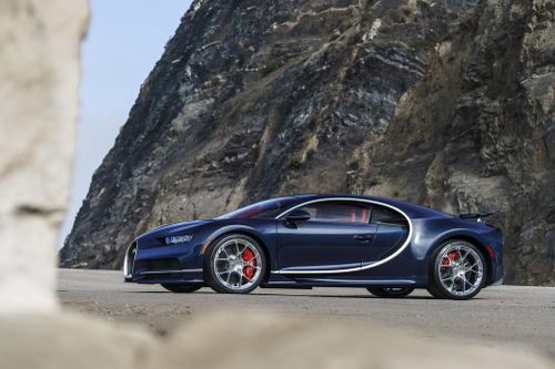 Siêu xe gần 3 triệu USD Bugatti Chiron gặp lỗi mối hàn khung ghế