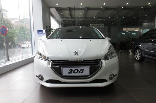 Bảng giá ô tô Peugeot tháng 12/2017: Peugeot 208 chỉ còn 811 triệu đồng
