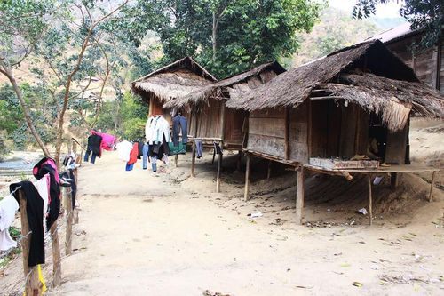 Làm rõ lý do nhiều học sinh tiểu học ở Bắc Kạn bị ngất bất thường
