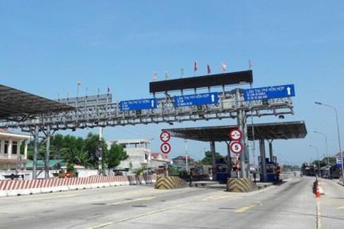 Xem xét việc miễn, giảm phí qua trạm BOT Phú Bài