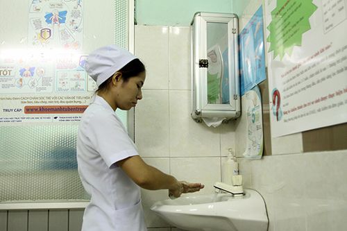 Cách để không bị lây bệnh khi vào bệnh viện