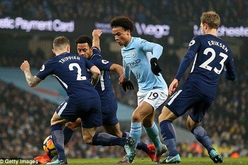 Thắng Tottenham 4-1, Man City tiếp tục sắm vai 'độc cô cầu bại'