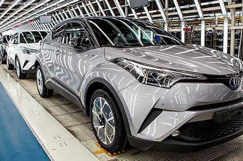 'Vua doanh số' Toyota C-HR giá 630 triệu tại Thái Lan