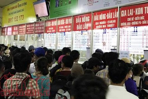 Vé xe Tết Nguyên đán Mậu Tuất 2018 tăng từ 20 - 60%