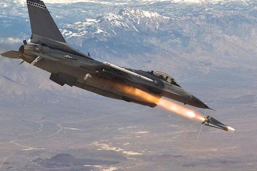 Tranh cãi xung quanh tuyên bố tiêu diệt thủ lĩnh Taliban của Mỹ