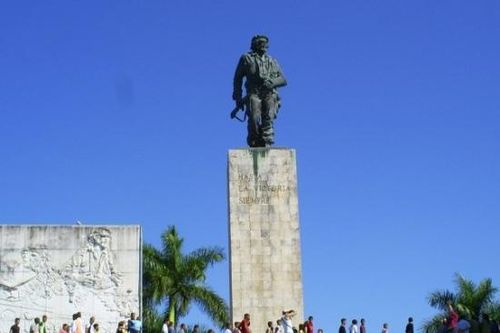 Tượng đài Che Guevara - điểm du lịch hấp dẫn tại đất nước Cuba