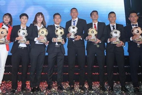 Những điều tuyệt vời 'quý hơn vàng' ở lễ trao giải Quả bóng Vàng 2017