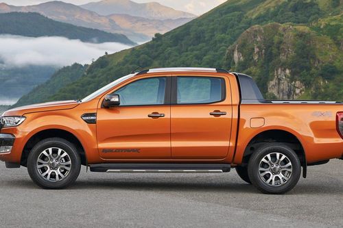 'Vua bán tải' Ford Ranger khởi đầu năm 2018 bằng giảm giá