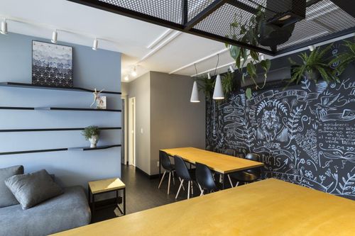 Căn hộ 64 m2 với phòng khách đẹp như quán cà phê