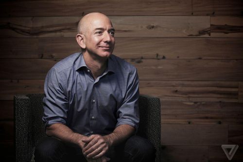 Tài sản của ông chủ Amazon vượt mốc 105 tỷ USD