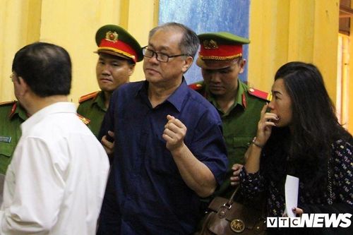 Phạm Công Danh bị suy thận độ 3 không thể ngồi nghe cáo trạng