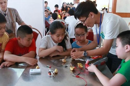 Chương trình môn Vật lý mới coi trọng đánh giá khả năng đề xuất phương án thí nghiệm