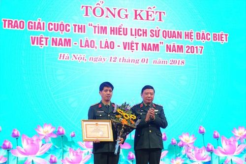 Trao giải tìm hiểu lịch sử quan hệ đặc biệt Việt Nam-Lào