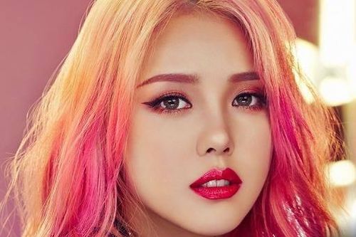 7 cách giúp môi luôn căng mọng trong ngày lạnh