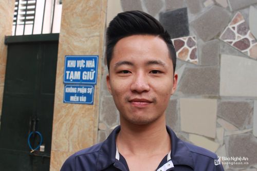 Bám từ Nghi Lộc vào Vinh, bắt giữ đối tượng tàng trữ, mua bán ma túy