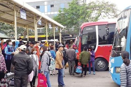 Nhà xe tốt 'cháy vé' Tết