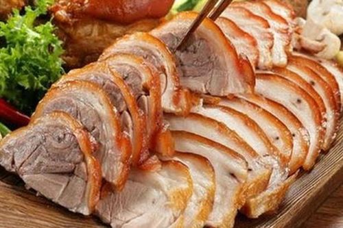 Cách làm giò heo muối chiên giòn khiến chồng xuýt xoa