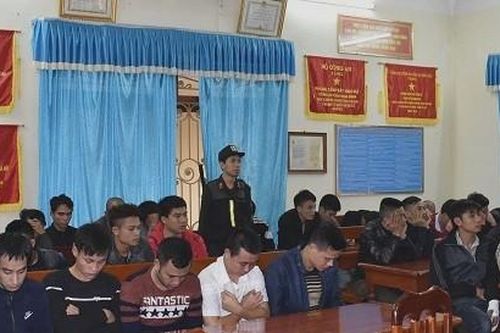 Hàng chục con bạc sát phạt trong khu nghỉ dưỡng Tam Cốc