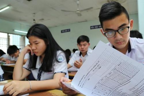 Lưu ý về đề tham khảo thi quốc gia 2018