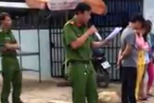 Công an Kiên Giang chấn chỉnh vụ bêu tên người bán dâm giữa phố