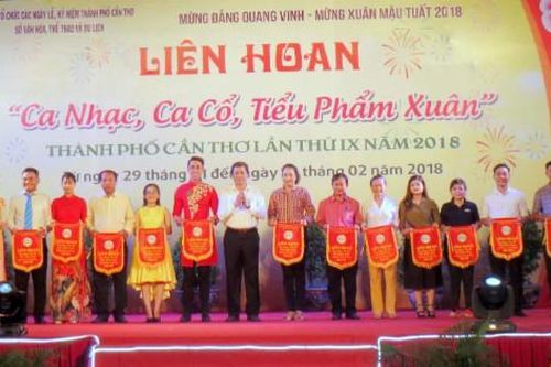 Hơn 200 diễn viên Cần Thơ tham gia Liên hoan Ca nhạc, ca cổ, tiểu phẩm xuân