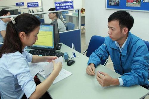 Lao động ngành điện tử: Tay nghề thấp, dễ mất việc