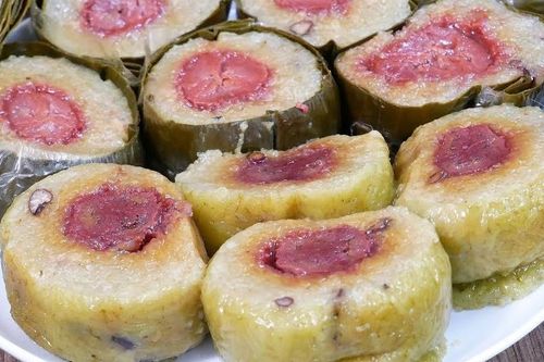Lò bánh tét nhân chuối Sóc Trăng tất bật dịp Tết