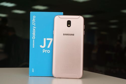 Cận cảnh Galaxy J7 Pro màu hồng cho mùa Valentine